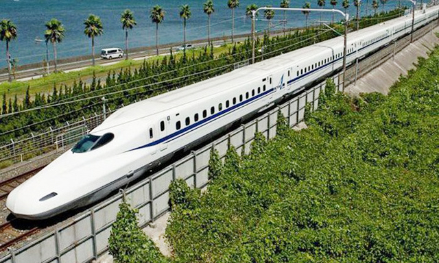 Băn khoăn hiệu quả đầu tư đường sắt cao tốc Bắc - Nam