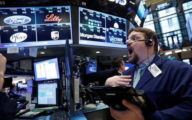 Dow Jones tăng hơn 600 điểm sau bình luận của Chủ tịch Fed