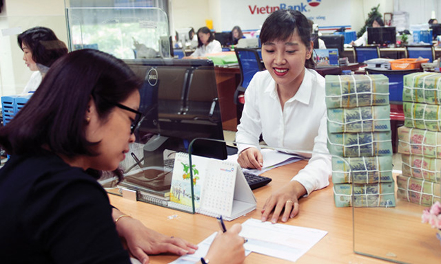 Làn sóng 'hướng ngoại' của ngân hàng Việt