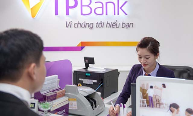 Ráo riết chia cổ tức cuối năm