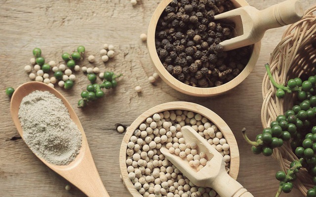 Giá hồ tiêu giảm rất mạnh