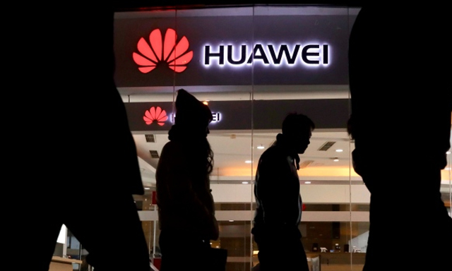 Cánh cửa quốc tế đang dần đóng lại với Huawei