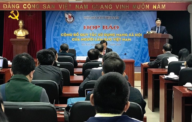 25-12-quy-tac-7778-1545736040.jpg