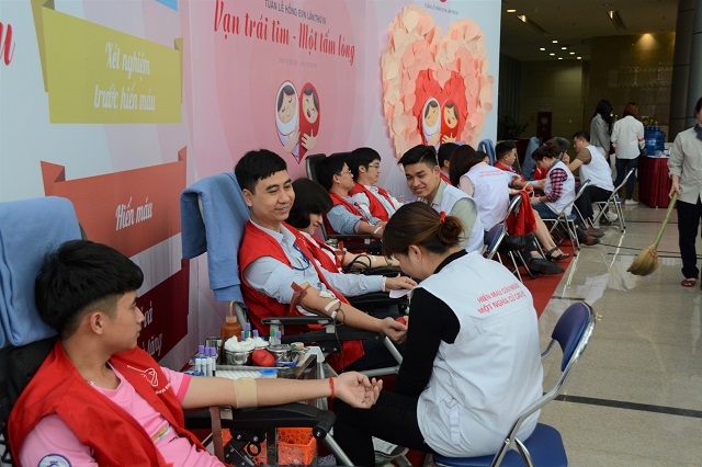 EVN phát động Tuần lễ hồng lần thứ IV