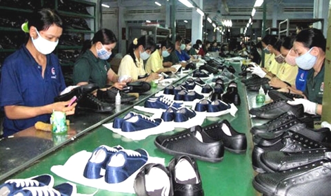 Khối ngoại nắm gần 80% kim ngạch xuất khẩu da giày - túi xách