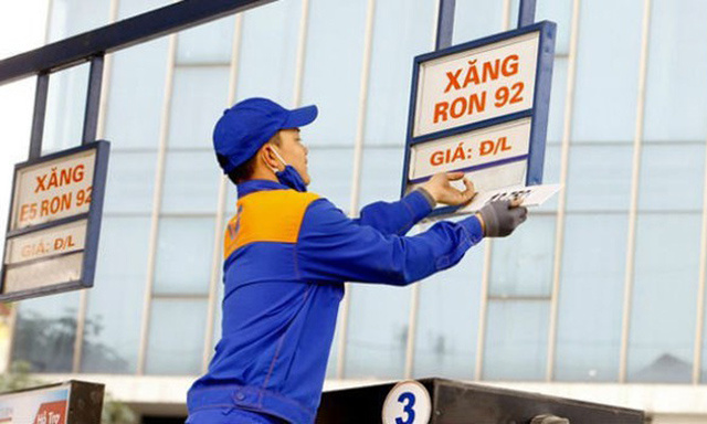 xang-dau-tang-gia-4772-1545921217.jpg