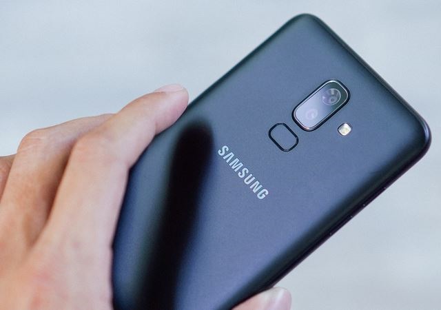 Samsung dẫn đầu thị phần smartphone cao cấp từ 400-600 USD