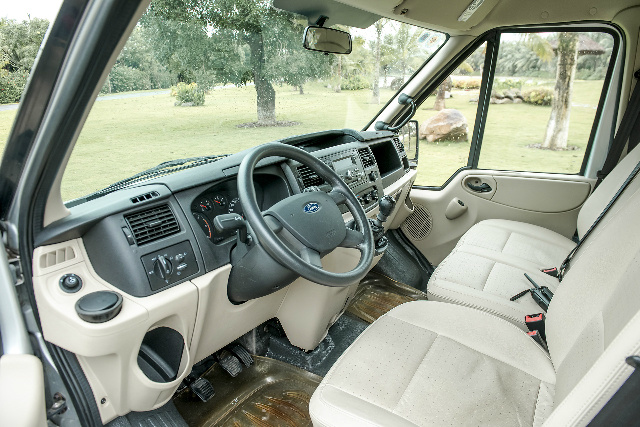 Ford-Transit-5-8959-1546579346.jpg