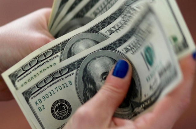 Giá USD thị trường tự do tăng mạnh