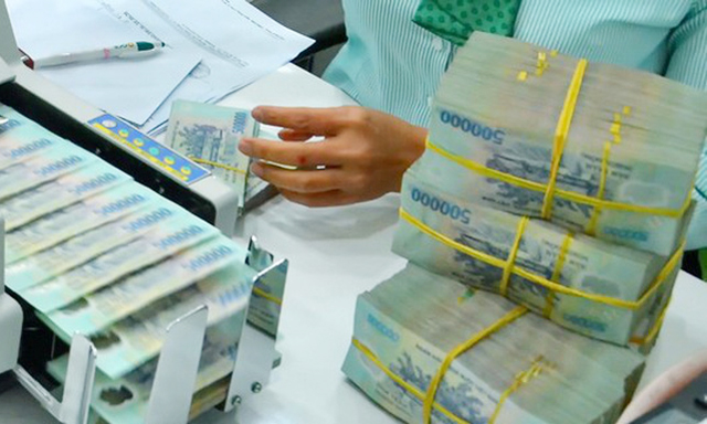Lãi suất cho vay rục rịch tăng
