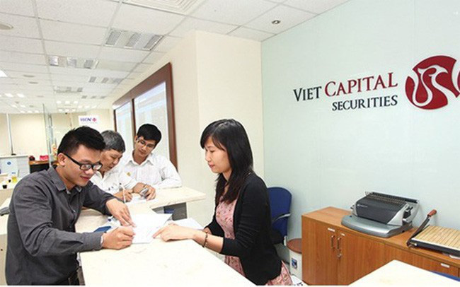 Chứng khoán Bản Việt tạm ứng cổ tức tiền mặt