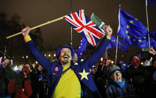 Kế hoạch Brexit của bà May thảm bại tại Hạ viện
