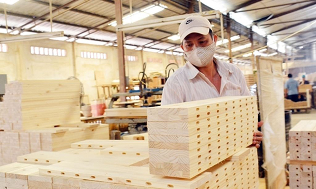 Vì sao doanh nghiệp gỗ Việt vẫn lép vế?