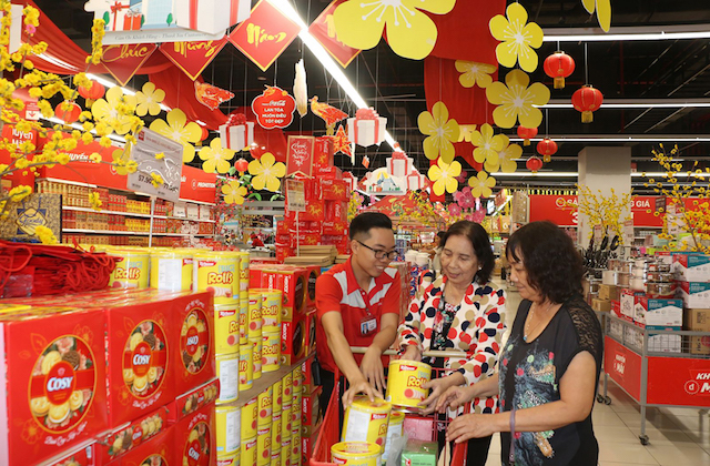 Hàng Tết tăng giá kéo CPI tháng 2 tăng 0,8%