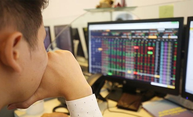 Cổ phiếu ngành dược sẽ thôi chìm lấp?