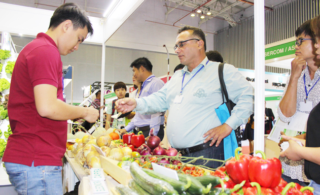 Vì sao nông sản Việt khó vào kênh phân phối ngoại