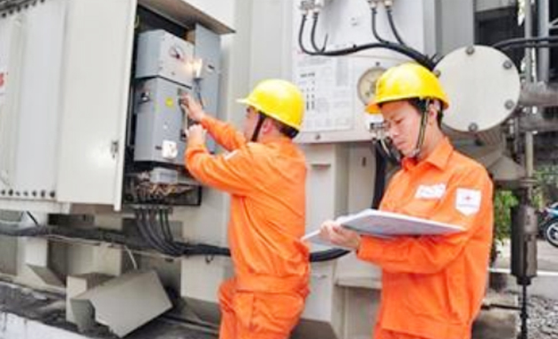Nỗi lo điện, xăng cùng tăng giá