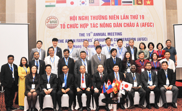 giup-nong-dan-thich-ung-bien-d-8559-2604