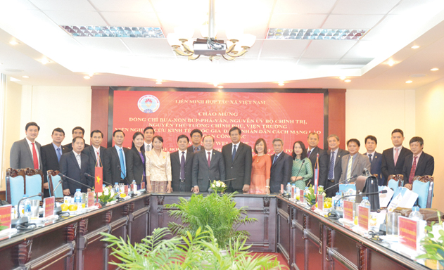 Liên minh HTX Việt Nam sẵn sàng hỗ trợ Lào xây dựng các HTX