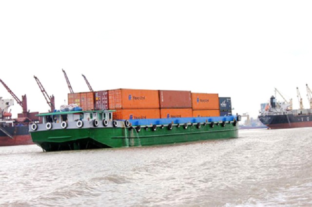 Phát triển vận tải đường thủy để giảm chi phí logistics