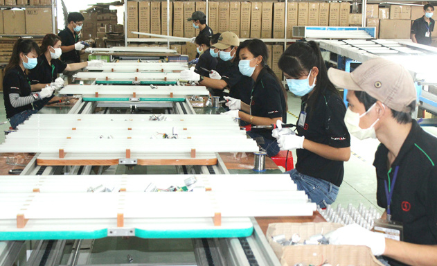 nguon-nhan-luc-cung-cap-cho-FT-7470-2112