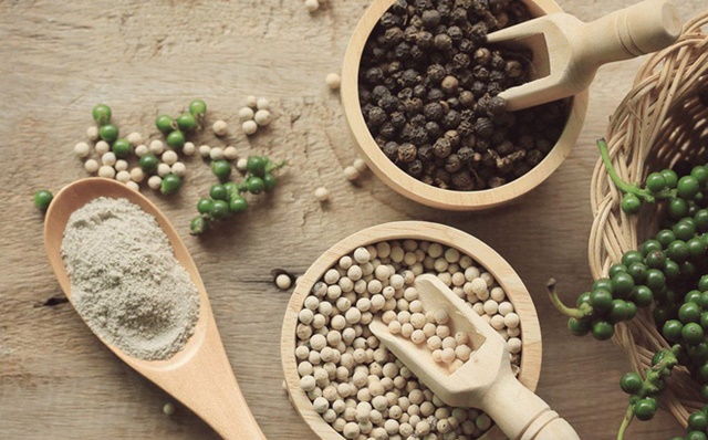Cung vượt cầu, giá hồ tiêu chưa thể khởi sắc