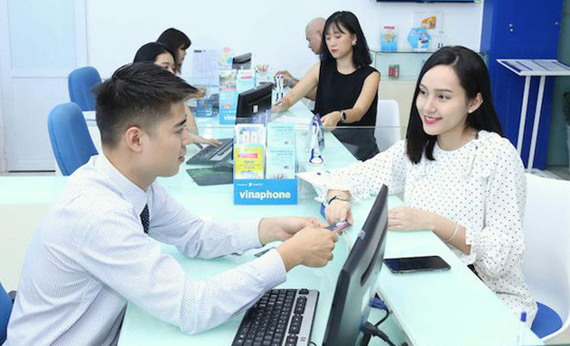 'Sóng ngầm' cuộc đua chuyển mạng giữ số