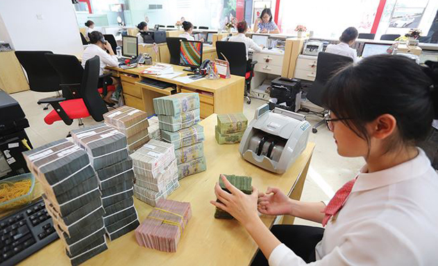 Siết chặt cho vay, tín dụng bất động sản vẫn tăng