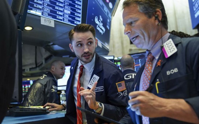 Mỹ nới lỏng lệnh trừng phạt Huawei, Dow Jones tăng gần 200 điểm