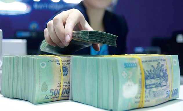 Vốn ngắn hạn cho vay trung dài hạn: Rủi ro cho cả ngân hàng và doanh nghiệp