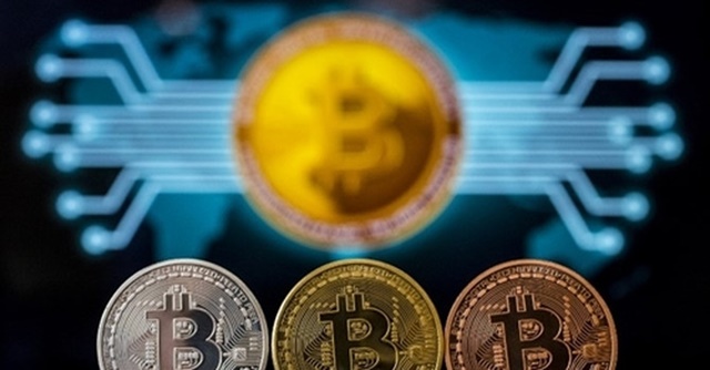 Giá Bitcoin tiến sát 9.000 USD