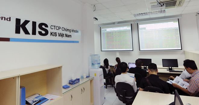 Ngưỡng tâm lý 1.000 điểm đã không còn quan trọng