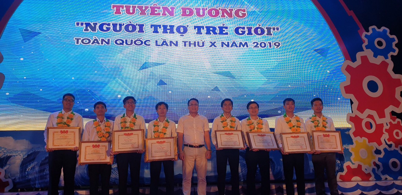 3 kỹ sư trẻ của PVFCCo được vinh danh “Người thợ trẻ giỏi” toàn quốc lần thứ X