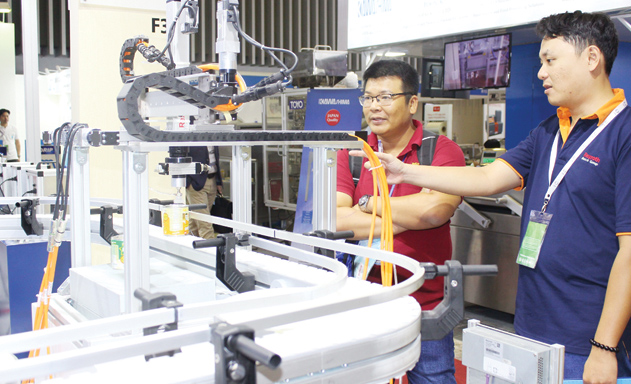 Sản xuất sạch hái 'trái ngọt' ở thị trường khó tính