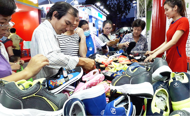 Đầu tư manh mún, da giày Việt lỡ cơ hội