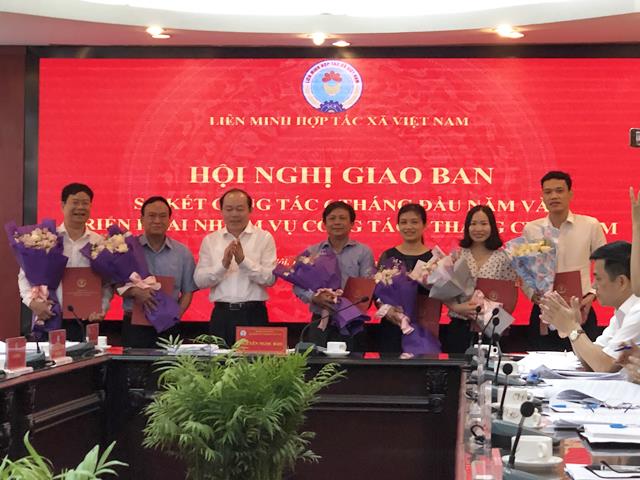 Liên minh HTX Việt Nam sơ kết công tác 6 tháng đầu năm và triển khai nhiệm vụ 6 tháng cuối năm