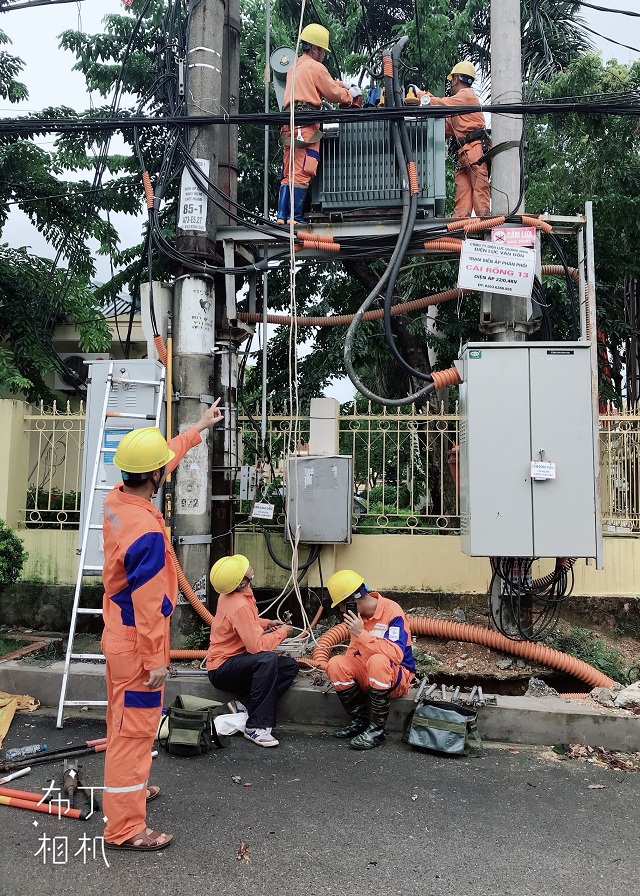 EVNNPC nỗ lực khắc phục hậu quả cơn bão số 2 tại một số tỉnh phía Bắc
