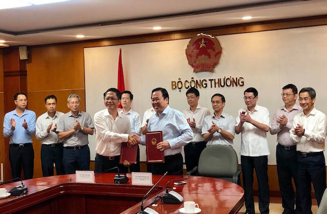 Bàn giao nhiệm vụ 