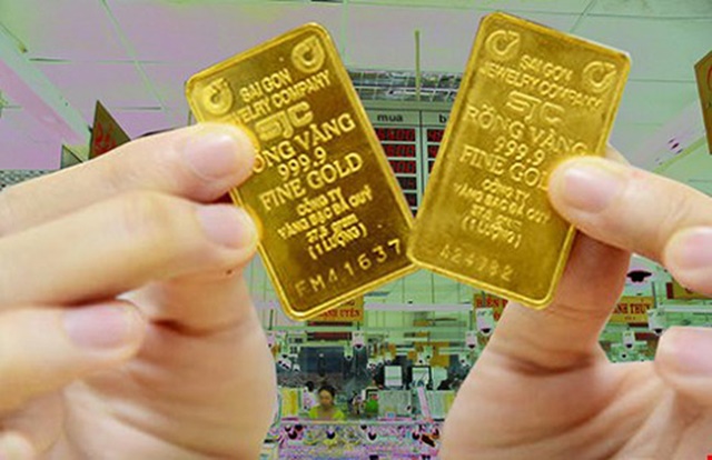 Giá vàng SJC quay đầu giảm nhẹ