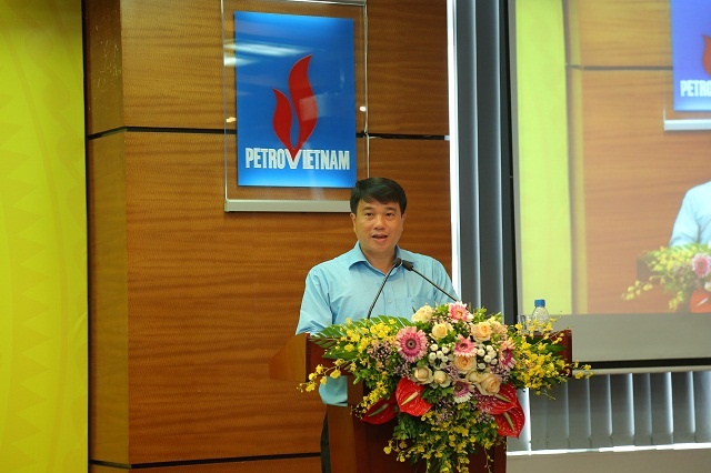Bi-thu-Dang-uy-Khoi-DNTW-Y-Tha-7095-7604
