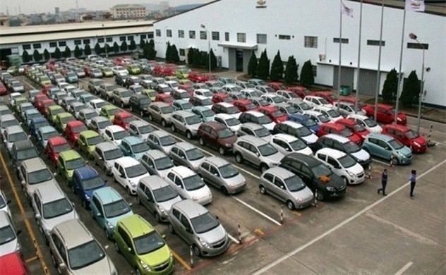 Ô tô được giảm giá tính phí trước bạ, xe xuống giá