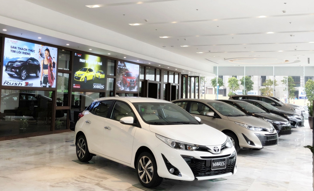 'Rẽ' rào cản, xe nhập tăng tốc về Việt Nam