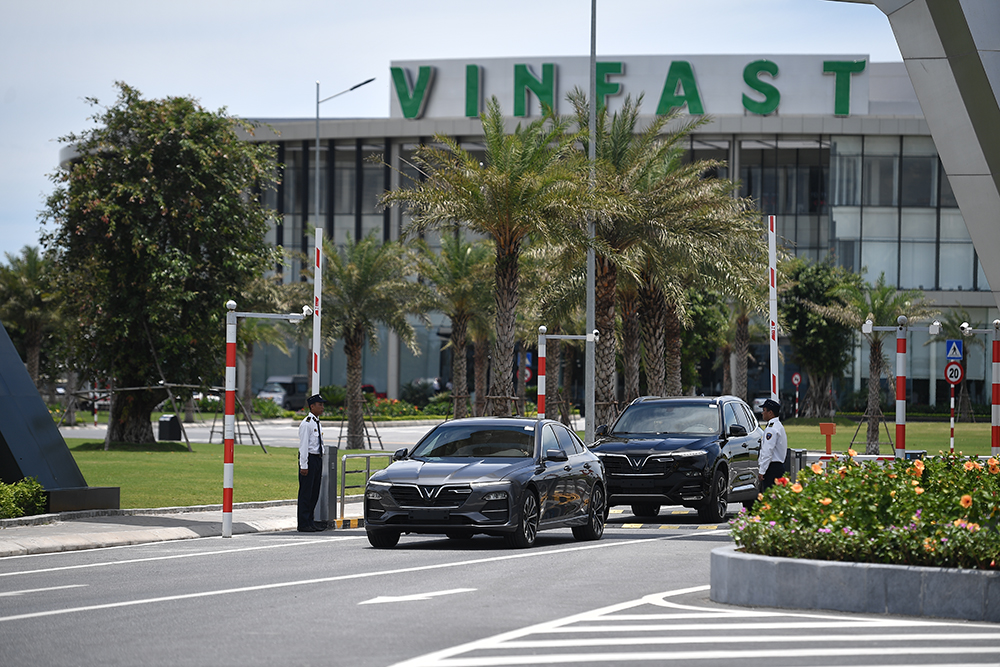 “Êm ái và tiện nghi, VinFast Lux xứng tầm xe sang”