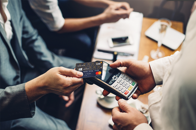 Lần đầu tiên tại Việt Nam, VIB đưa về giải pháp công nghệ thẻ hàng đầu Smart Card