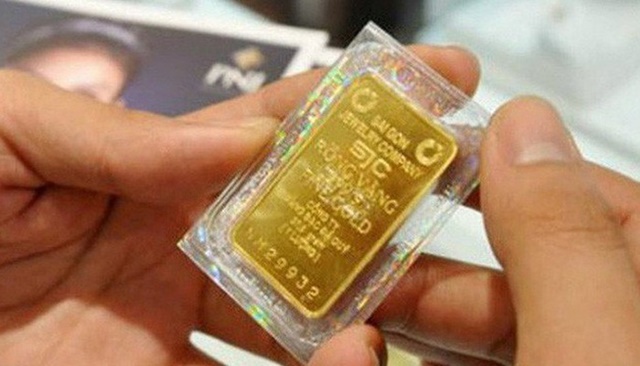 Giá vàng trong nước tuột mốc 42 triệu đồng/lượng