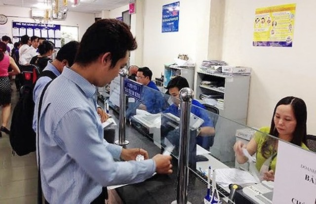 Nhiều phí, lệ phí của doanh nghiệp sẽ được miễn giảm