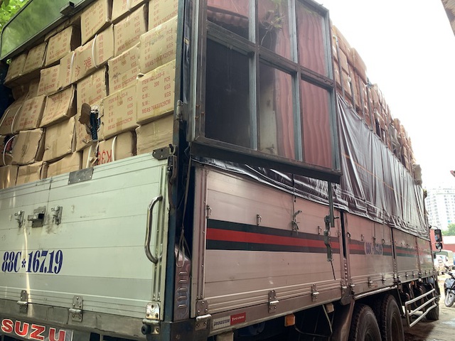 Tết Trung thu, bánh kẹo Trung Quốc gắn mác Thái Lan, Hàn Quốc tuồn về Việt Nam