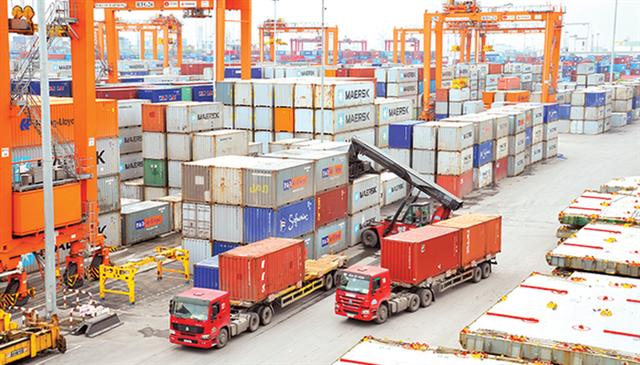 Xuất nhập khẩu của doanh nghiệp FDI giảm mạnh trong nửa đầu tháng 9