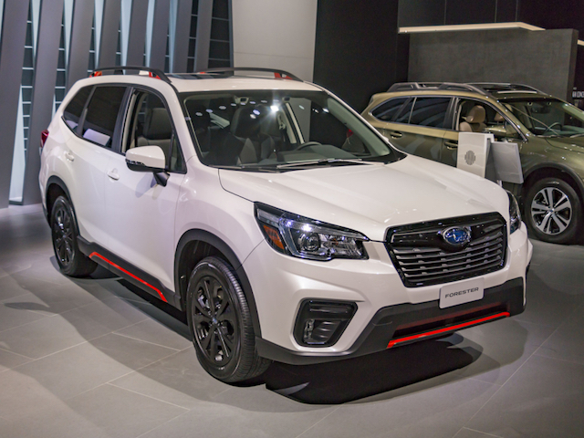Subaru triệu hồi 168 xe ở Việt Nam liên quan đến ống xả phía trước