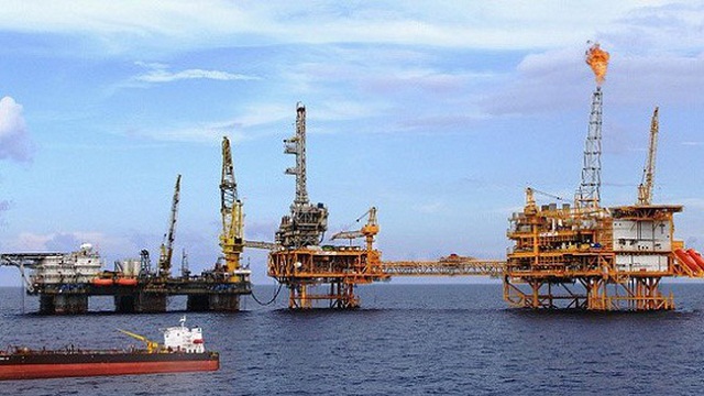 Khối ngoại 'xả hàng', cổ phiếu PVD giảm sâu